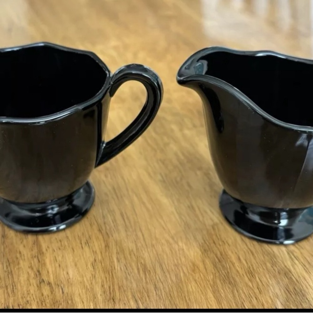 Vintage Elegant Fostoria FAIRFAX Ebony Glossy Black Glass Creamer Open Sugar - Picture 3 of 14
